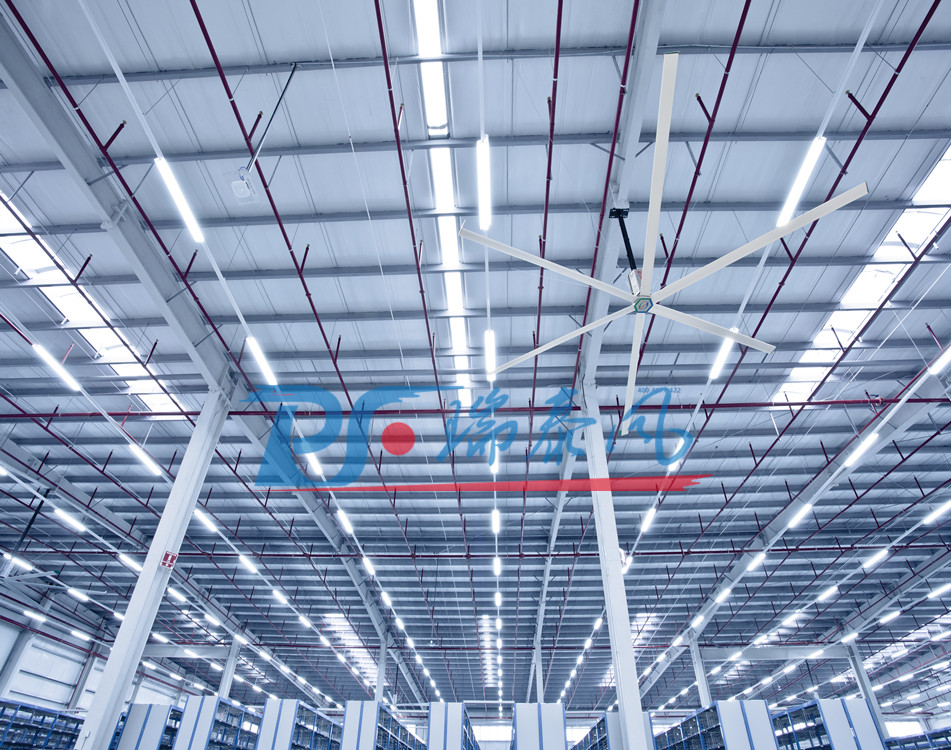 國內(nèi)某大型商場倉庫安裝大型工業(yè)吊扇案例 國內(nèi)某大型商場倉庫安裝大型工業(yè)吊扇案例