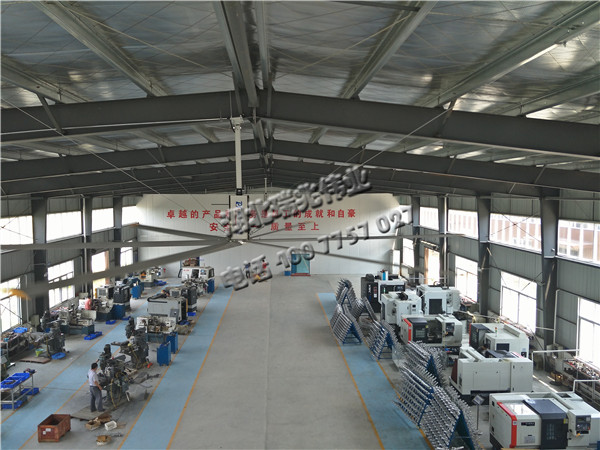 鋼結(jié)構(gòu)廠房通風(fēng)降溫方案、廠房車間通風(fēng)降溫方案、大型工業(yè)風(fēng)扇、物流倉(cāng)儲(chǔ)大風(fēng)扇、大吊扇、工業(yè)風(fēng)扇、廠房車間降溫設(shè)備、廠房車間通風(fēng)設(shè)備、車間溫控設(shè)備、工業(yè)大吊扇、工業(yè)大風(fēng)扇、工業(yè)節(jié)能風(fēng)扇、湖北瑞兆偉業(yè)通風(fēng)降溫科技有限公司