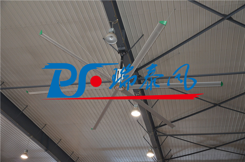 鋼結(jié)構(gòu)廠房通風(fēng)降溫方案、廠房車間通風(fēng)降溫方案、大型工業(yè)風(fēng)扇、物流倉儲大風(fēng)扇、大吊扇、工業(yè)風(fēng)扇、廠房車間降溫設(shè)備、廠房車間通風(fēng)設(shè)備、車間溫控設(shè)備、工業(yè)大吊扇、工業(yè)大風(fēng)扇、工業(yè)節(jié)能風(fēng)扇、湖北瑞兆偉業(yè)通風(fēng)降溫科技有限公司