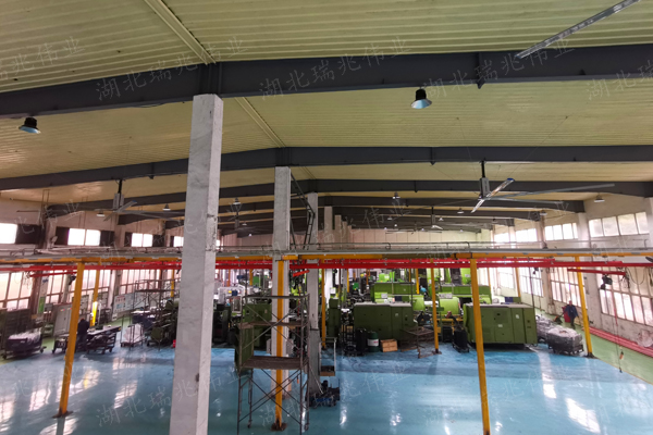 瑞泰風(fēng)工業(yè)大風(fēng)扇，工業(yè)大風(fēng)扇，車間用工業(yè)大風(fēng)扇，車間通風(fēng)降溫設(shè)備，高大空間用工業(yè)大風(fēng)