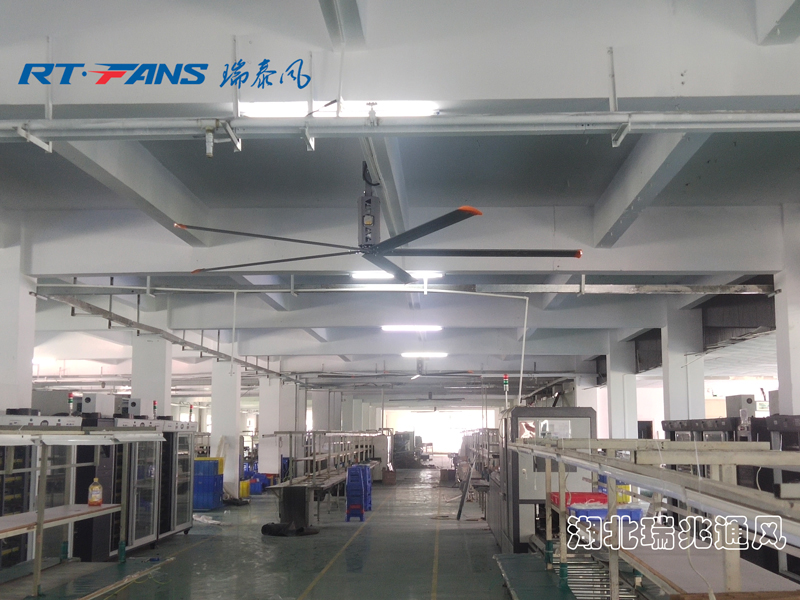 瑞泰風(fēng)低空風(fēng)扇，低空大風(fēng)扇，低空商用大風(fēng)扇，瑞泰風(fēng)大風(fēng)扇，瑞泰風(fēng)工業(yè)大風(fēng)扇，通風(fēng)降溫，工業(yè)大風(fēng)扇