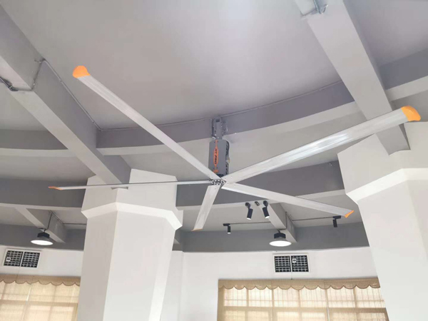 大型運(yùn)動(dòng)場(chǎng)館降溫通風(fēng),專業(yè)運(yùn)動(dòng)場(chǎng)館除濕,工業(yè)大風(fēng)扇,工業(yè)大吊扇,大型工業(yè)風(fēng)扇,瑞泰風(fēng)工業(yè)大風(fēng)扇,通風(fēng)降溫設(shè)備 大型運(yùn)動(dòng)場(chǎng)館降溫通風(fēng),專業(yè)運(yùn)動(dòng)場(chǎng)館除濕,工業(yè)大風(fēng)扇,工業(yè)大吊扇,大型工業(yè)風(fēng)扇,瑞泰風(fēng)工業(yè)大風(fēng)扇,通風(fēng)降溫設(shè)備