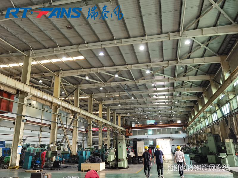 工業(yè)大風(fēng)扇 瑞泰風(fēng)工業(yè)大風(fēng)扇 大型工業(yè)風(fēng)扇 武漢廠房降溫 車(chē)間通風(fēng)降溫 工業(yè)大風(fēng)扇 瑞泰風(fēng)工業(yè)大風(fēng)扇 大型工業(yè)風(fēng)扇 武漢廠房降溫 車(chē)間通風(fēng)降溫