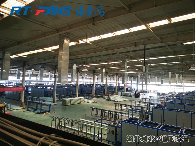 廠房通風(fēng)降溫 湖北工業(yè)大風(fēng)扇 工業(yè)大吊扇 大型工業(yè)吊扇 大型工業(yè)風(fēng)扇 廠房通風(fēng)降溫 湖北工業(yè)大風(fēng)扇 工業(yè)大吊扇 大型工業(yè)吊扇 大型工業(yè)風(fēng)扇