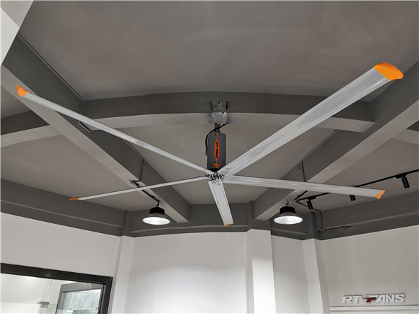 f290001.jpg f290001.jpg