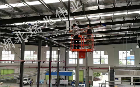 車間通風(fēng)降溫，為何選擇湖北瑞兆瑞泰風(fēng)工業(yè)大風(fēng)扇？