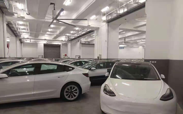 高大型汽車(chē)制造廠房降溫選工業(yè)大風(fēng)扇極匹配