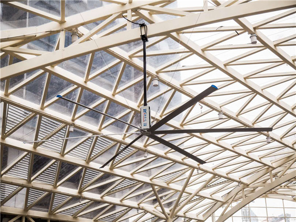 工廠車間降溫喜愛(ài)使用瑞泰風(fēng)工業(yè)大風(fēng)扇原因是什么？